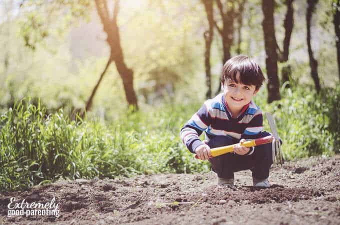5 acts of kindness to do with kids to inspire and teach gratitude
