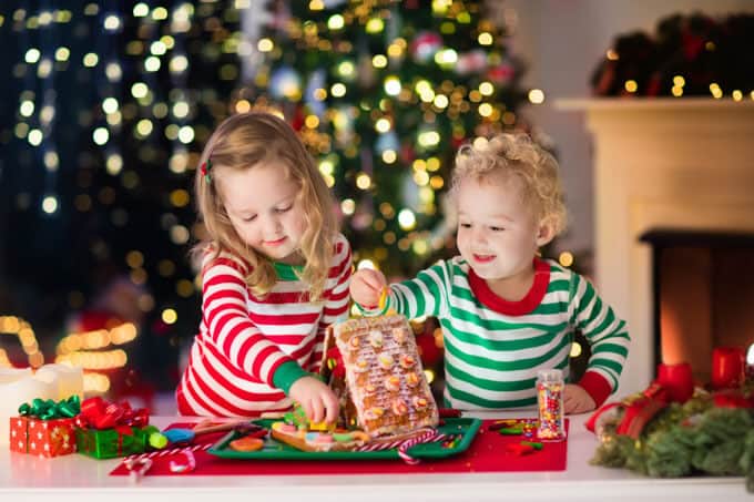 7 meaningful & memorable Christmas traditions leading up to the 25th