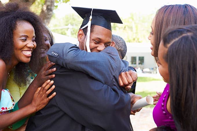 Here are the most thoughtful and PRACTICAL gifts for new high school and college grads